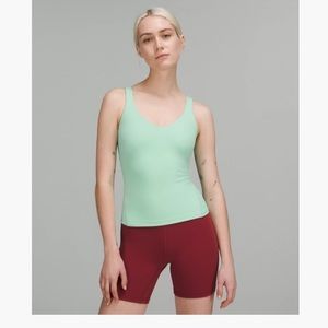NWT Lululemon Align Waist-Length Tank Top - Wild Mint - 4